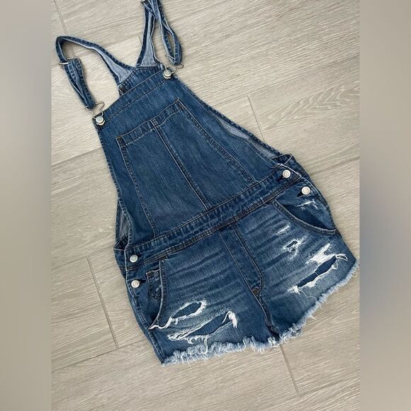 American Eagle Overall Tomboy Shorts Distressed Small - Picture 4 of 6